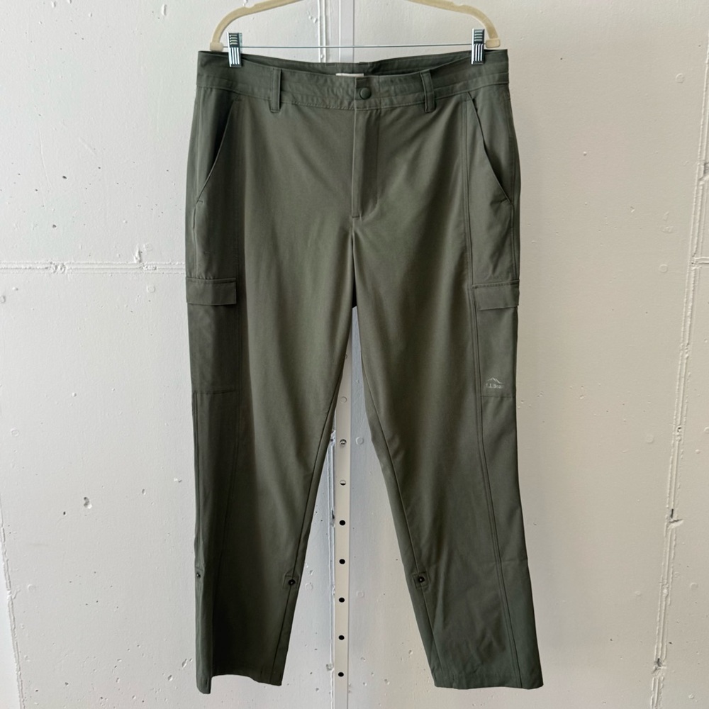 L.L. Bean Women' s Mountside Cargo Hiking Outdoor Roll Up Pants Olive Green Sz16